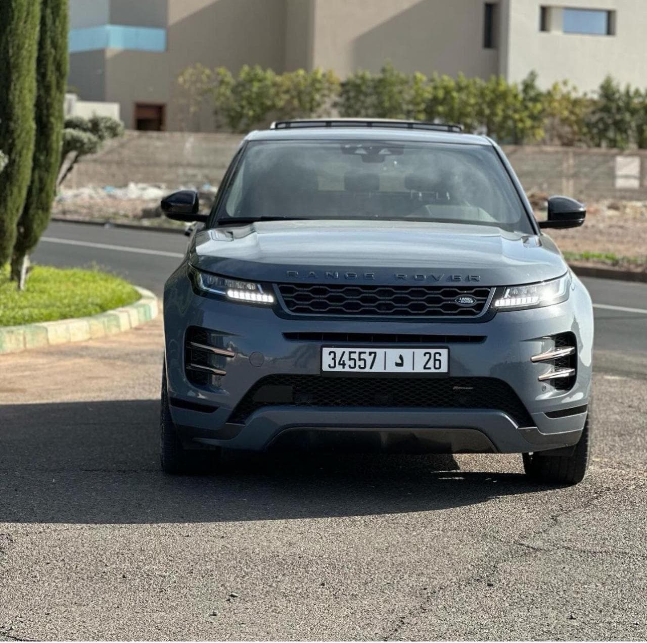 R.R EVOQUE