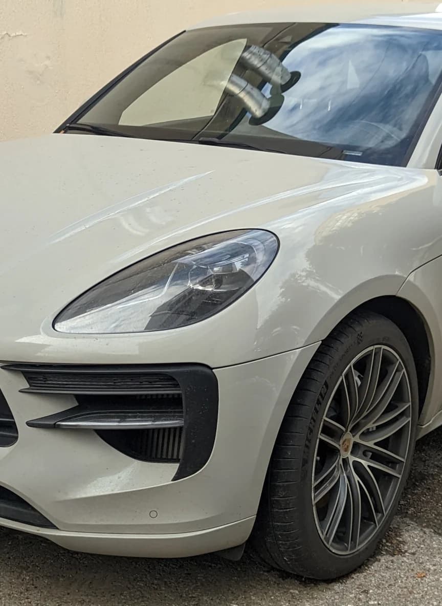 PORSCHE MACAN detail